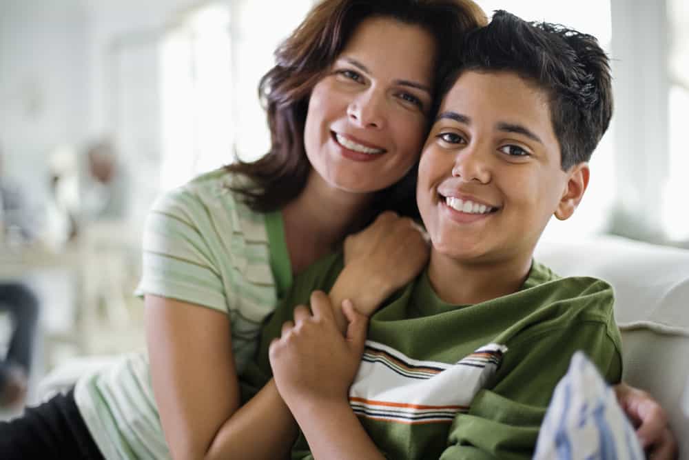 8 Necesidades de tu hijo adolescente que tal vez desconocías Familias.